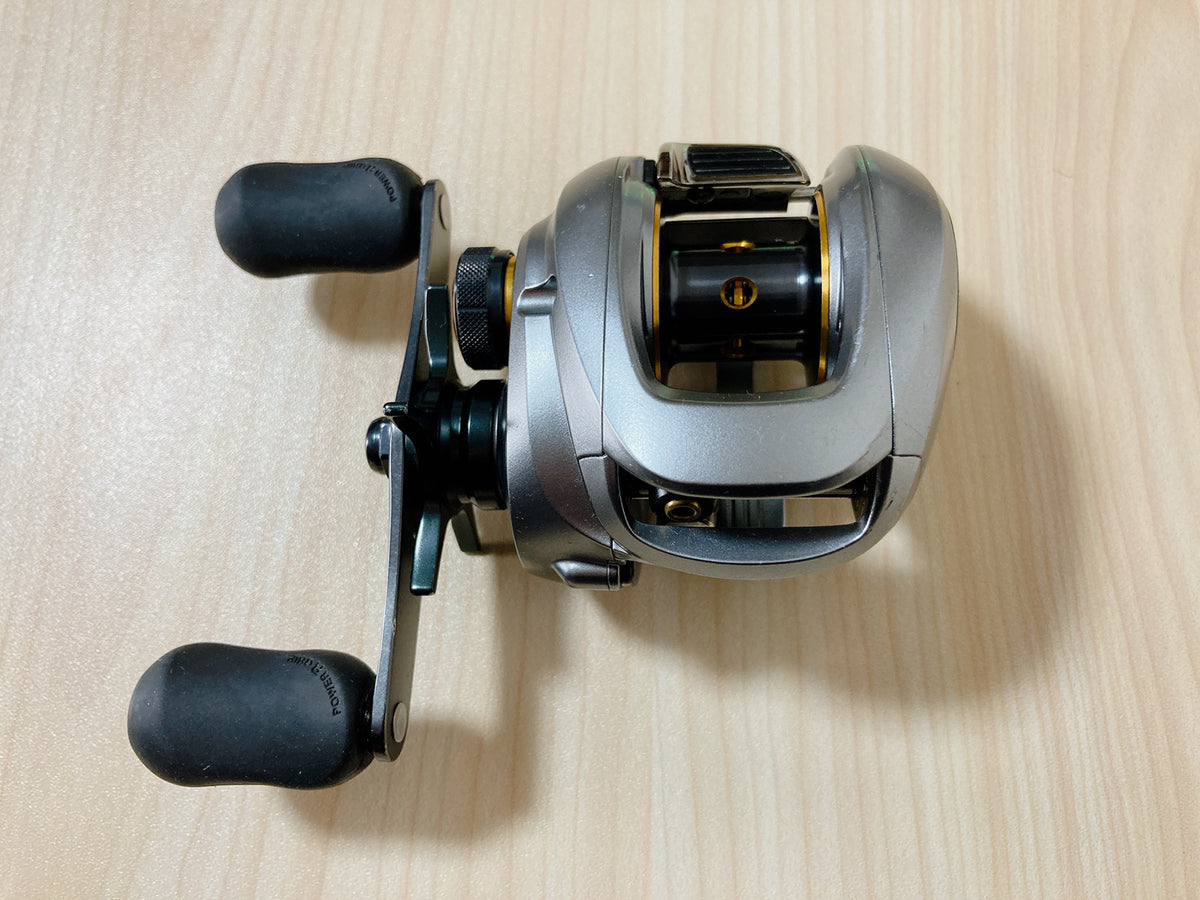 Shimano Baitcasting Reel 09 ALDEBARAN Mg7 7.0:1 Right Bass Shimano Baitcasting Reel 09 ALDEBARAN Mg7 7.0:1 Right Bass