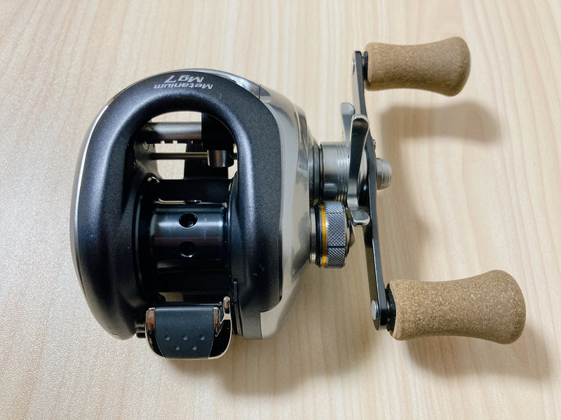 Shimano Baitcasting Reel 11 Metanium Mg7 V2 Right Hand RH732000